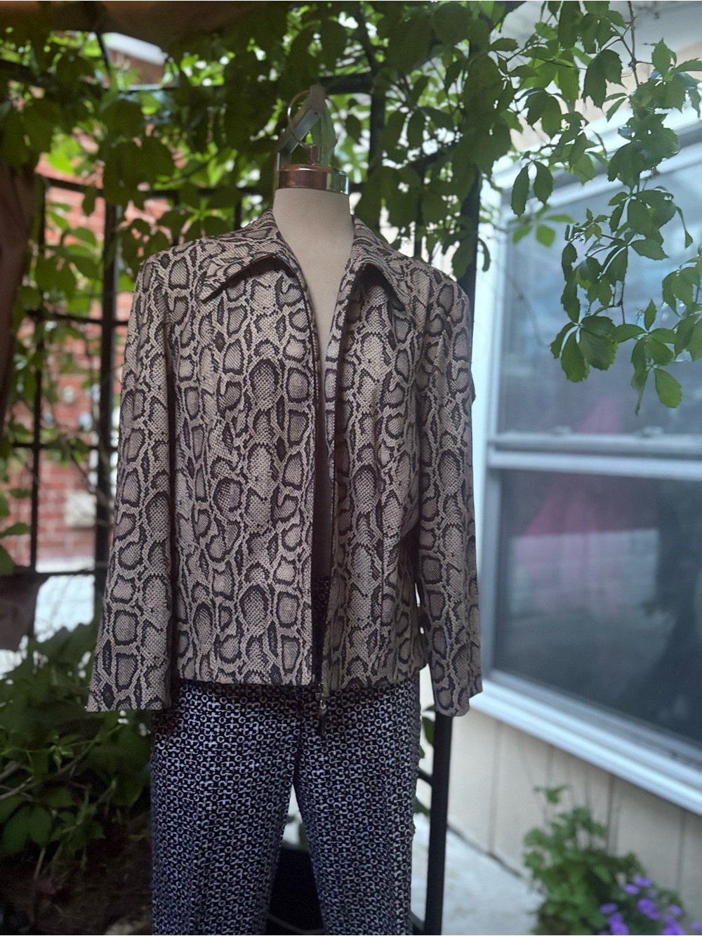 Joseph Ribkoff Snake-Print Zip Jacket in Taupe and Black Size L